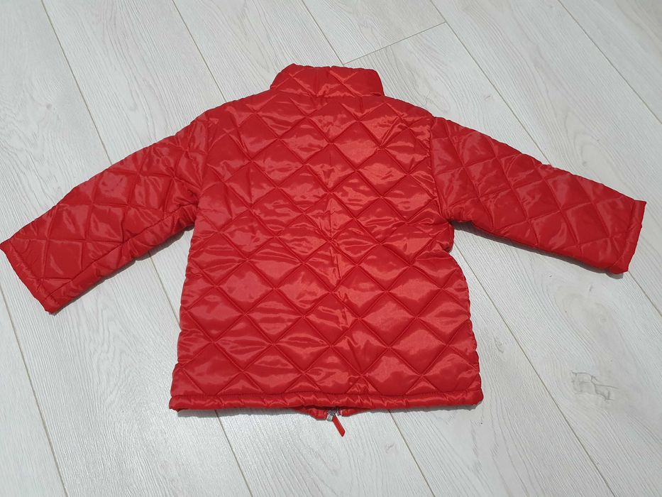 Geacă roşie România 104