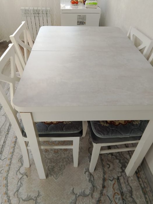 Продам стол раздвижной