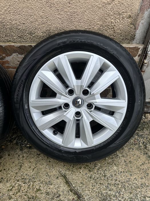 Оригинални джанти с гуми за Renault Megane IV 5x114,3 16”