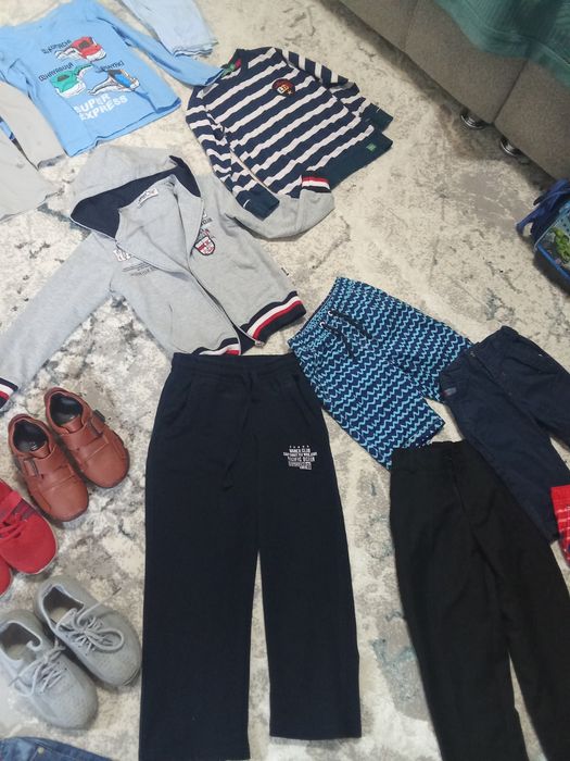 Продам вещи для мальчиков в хорошем