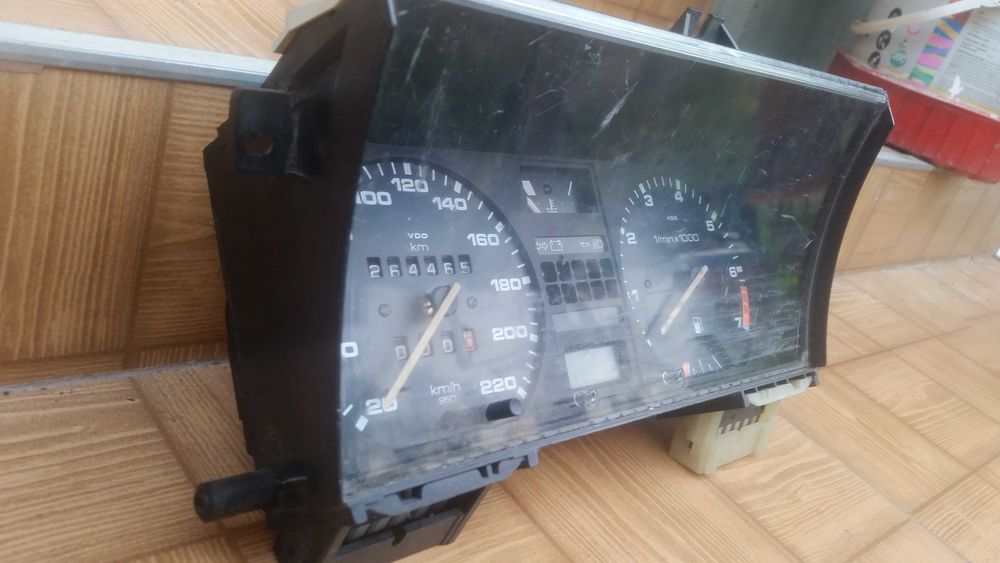 Ceasuri bord VW Golf 2