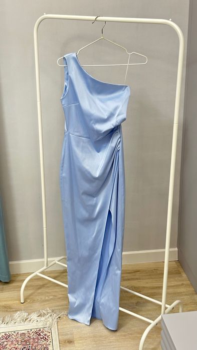 Красивое вечернее платье