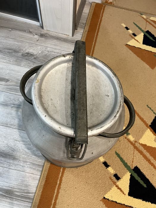 Бидон продам.