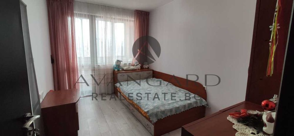 оф.22003 Тристаен Обзаведен Кючук Париж