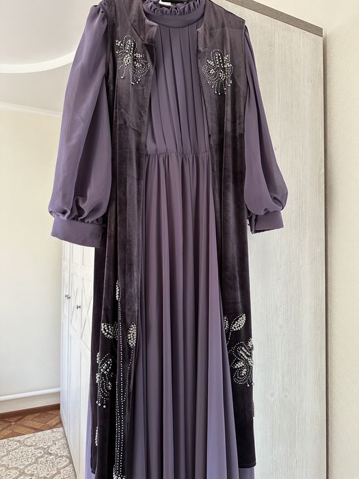 Платье с камзолом