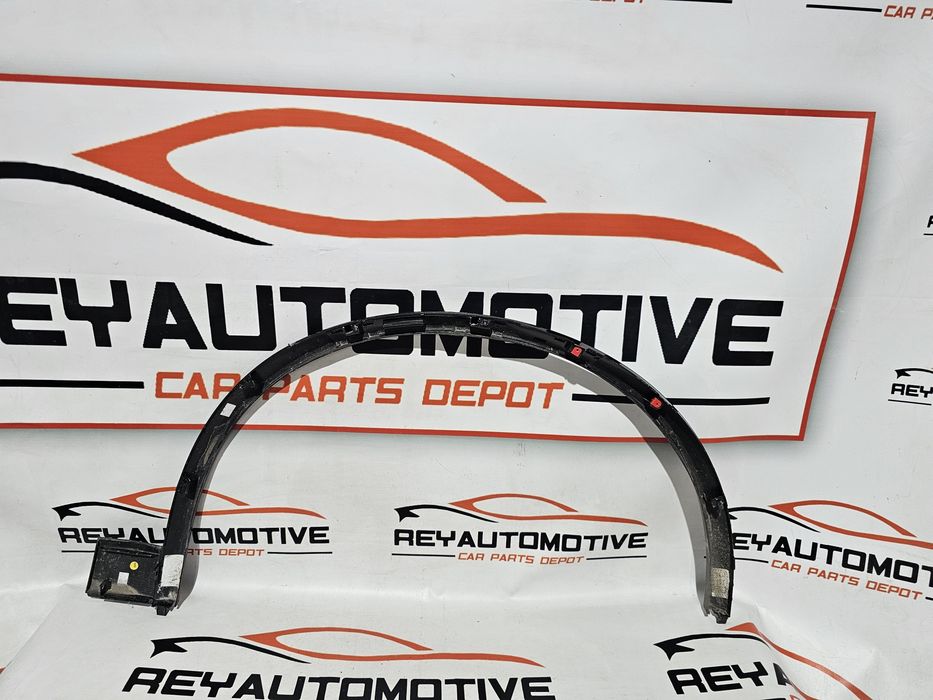 Bandou aripa stanga fata Porsche Macan Turbo dupa 2024 cod 95C853717N