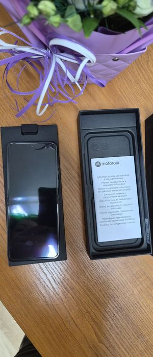 Моторола Razer 50