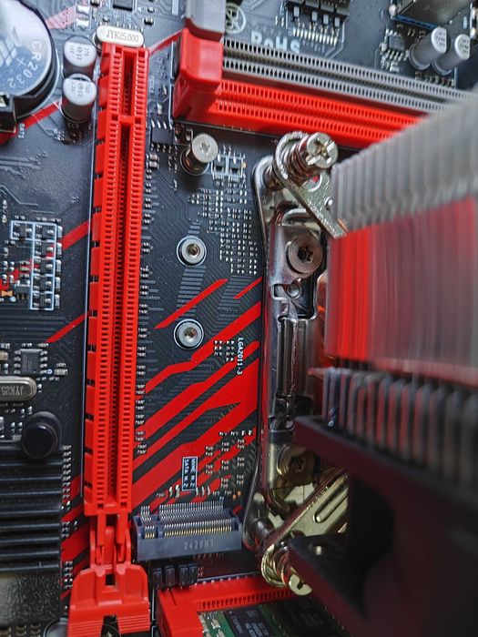 Продам Мощный Комплект-Сборку на Xeon e5-2666 v3
