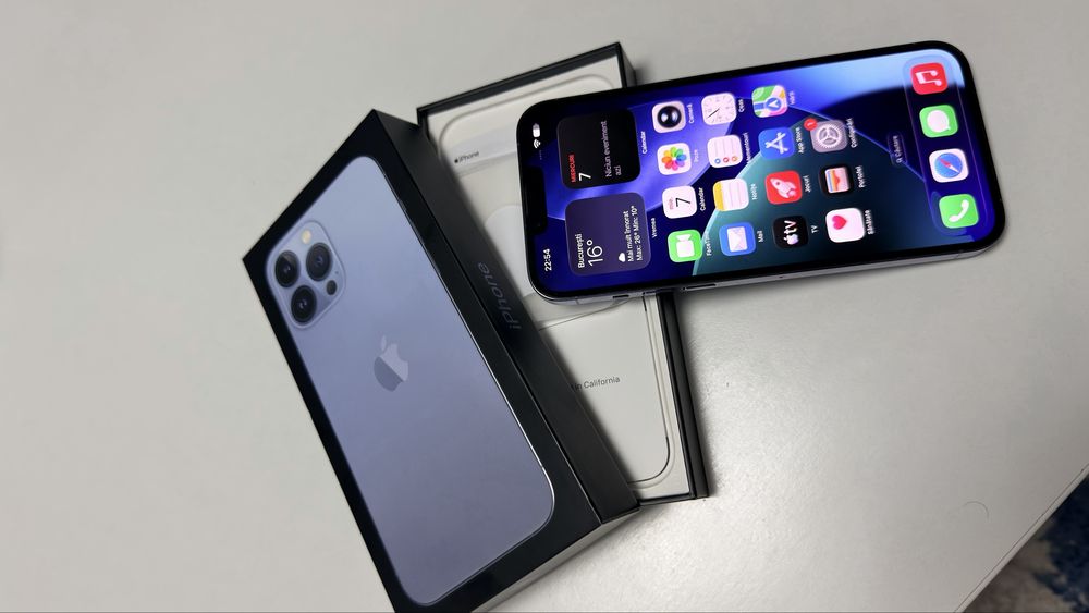 Iphone 13 pro max 256 gb sierra blue neverlock impecabil