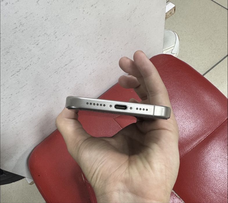 Срочно продам Iphone 15 Pro Max