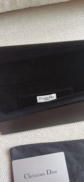 Cristian Dior очила,слагани броени пъти като нови 300лв.или 153 евро