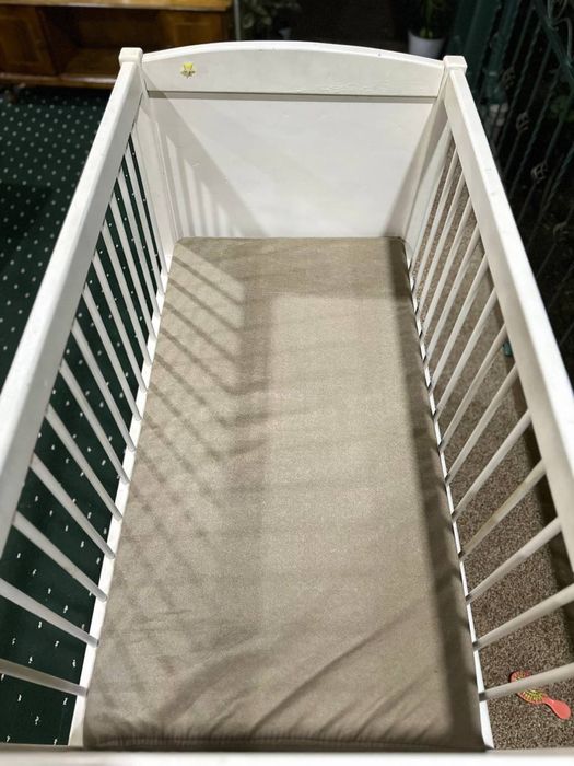 Детский манеж холати деярли янги матраси бн