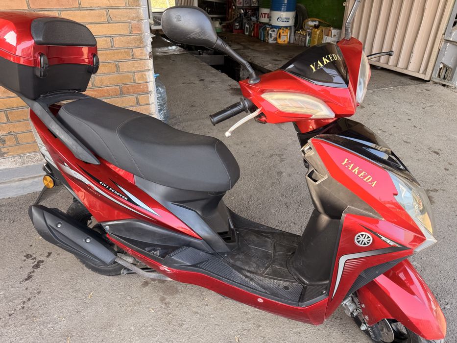 Skuter yakeda sotiladi 100 kub benzin.