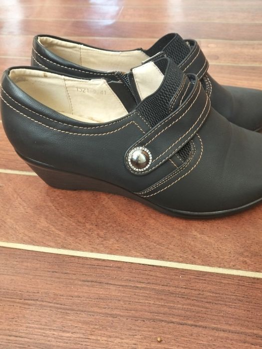 Продам новые лёгкие туфли