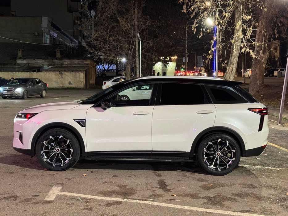 Dongfeng Nissan Venucia Star