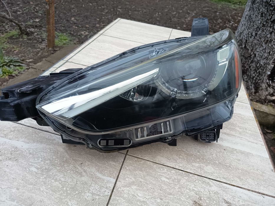 Ляв фар Mazda cx 3 full led без забележки
