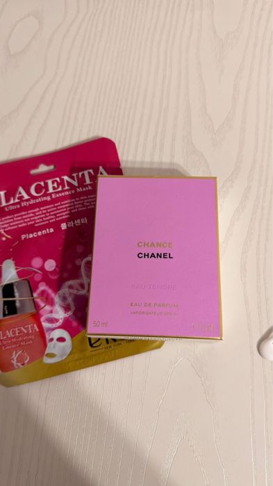 Продам духи оригинал