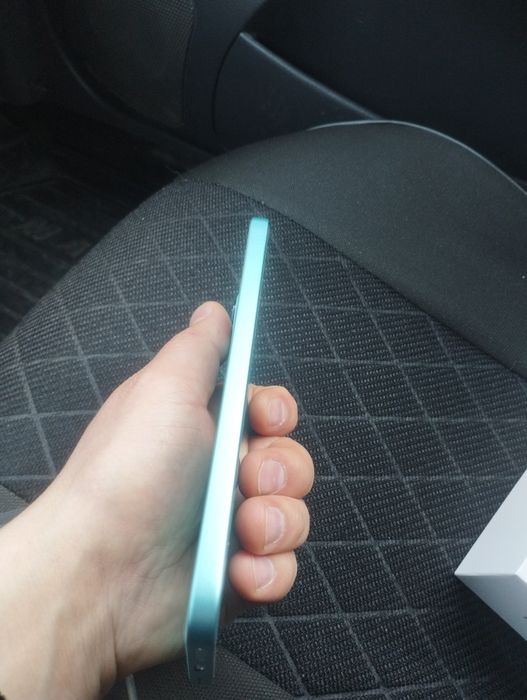 Honor 400 lite. Yengi tilifon.