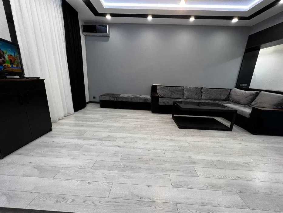 Срочно Сдаётся 2 ком квартира Напротив Себзар *074