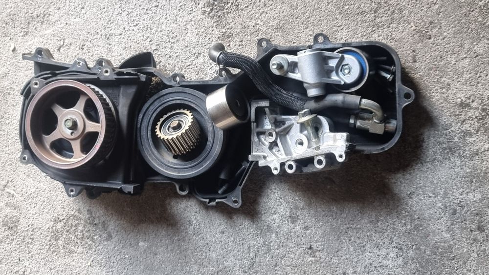 Помпа на Subaru Outback  Договорная.