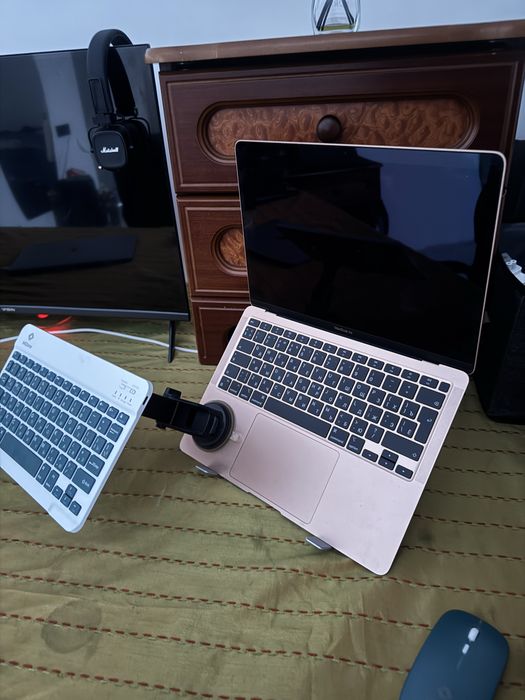 Макбук айр М 1 обмен