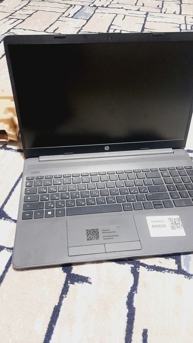 Hp 250 Gb, 15.6 celeron N4020 4/256GB SSD black Windows qilingan
