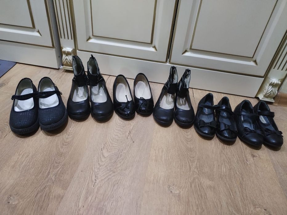 Продам туфли для девочки