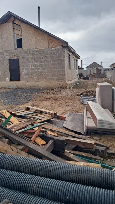 Дом. 5 комнатный.