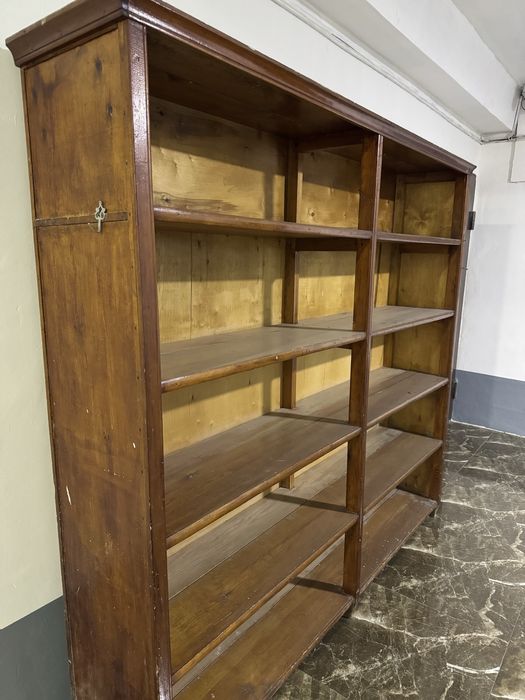 Продаю деревянный шкаф