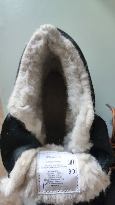 Продам спец ботинки