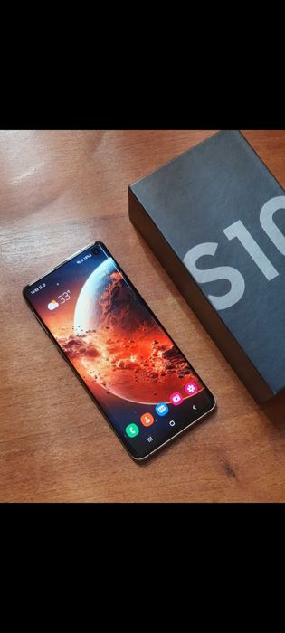 VAND S10 si S10 plus impecabile.Trimit cu verificare