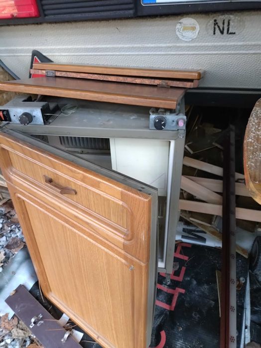 Хладилник за каравана