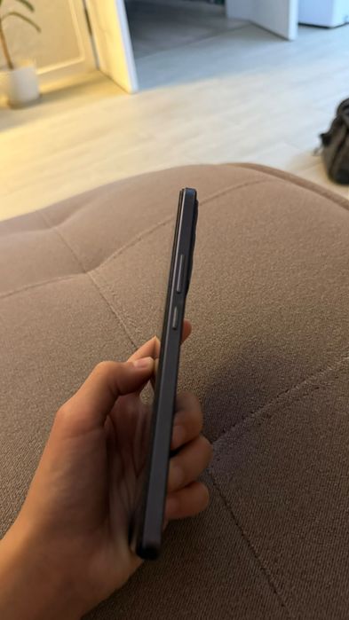 Смартфон vivo V27e 8/128GB