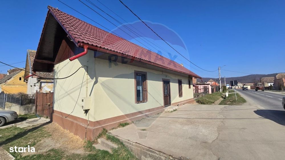 Casă cu 2 camere de vânzare