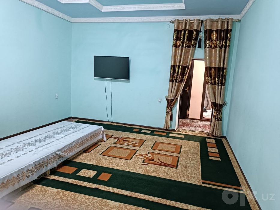 Urganch shahrida 3 xonali kvartira ijaraga beriladi (1-qavat)