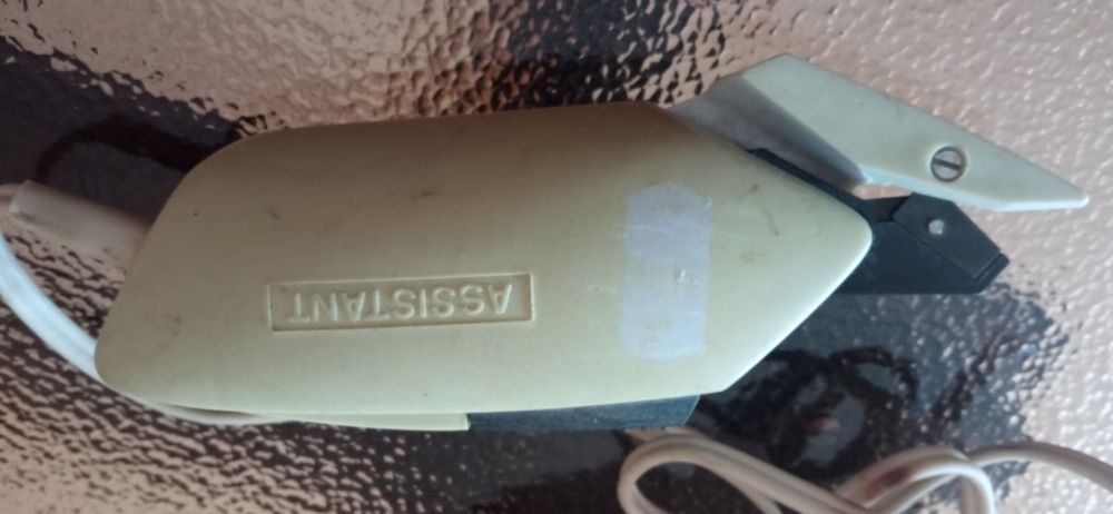 Електрическа ножица за картон,хартия,ламарина