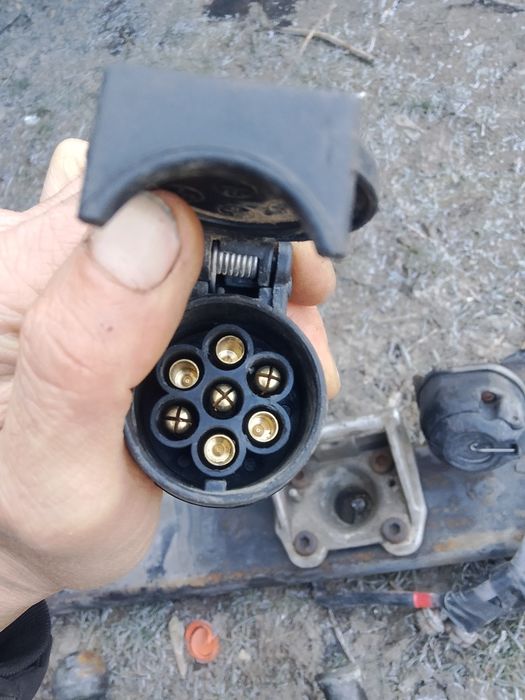 Фарков на авто можно любой