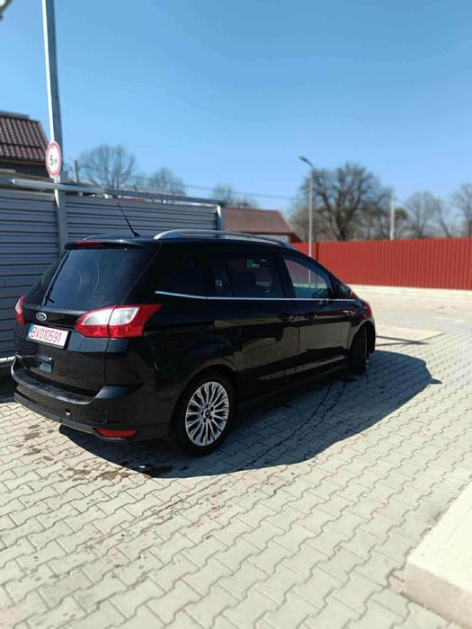 Vand sau schimb ford c max 7 locuri an 2012