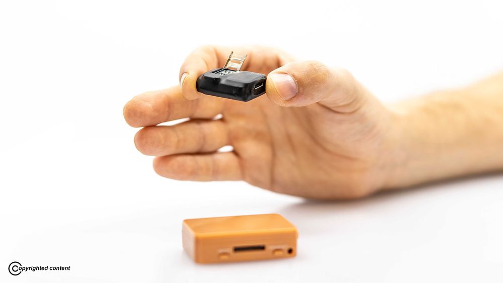 Sisteme de Copiat - Casti de copiat Cea mai mica casca de copiat GSM