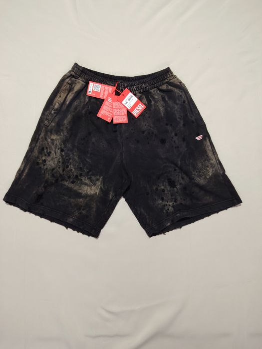 Hanorac și pantaloni scurți Diesel ediție limitata