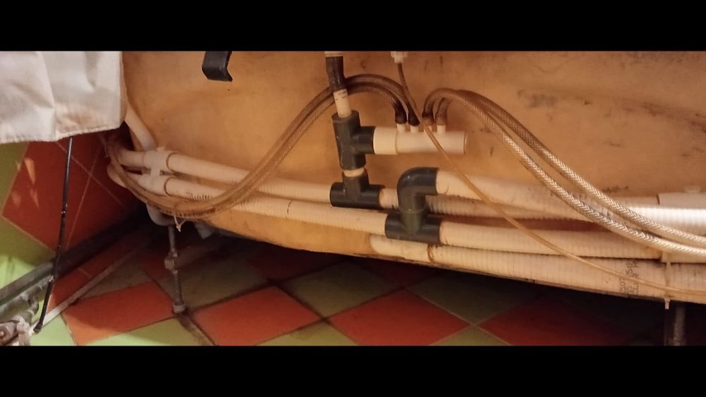 Vând cadă cu hidromasaj