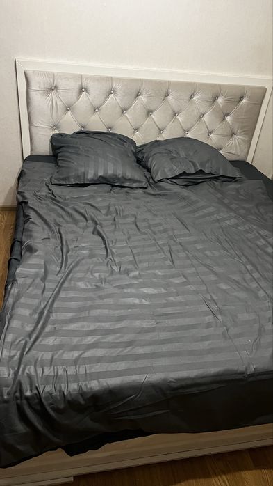 Продам кровать двухспальную