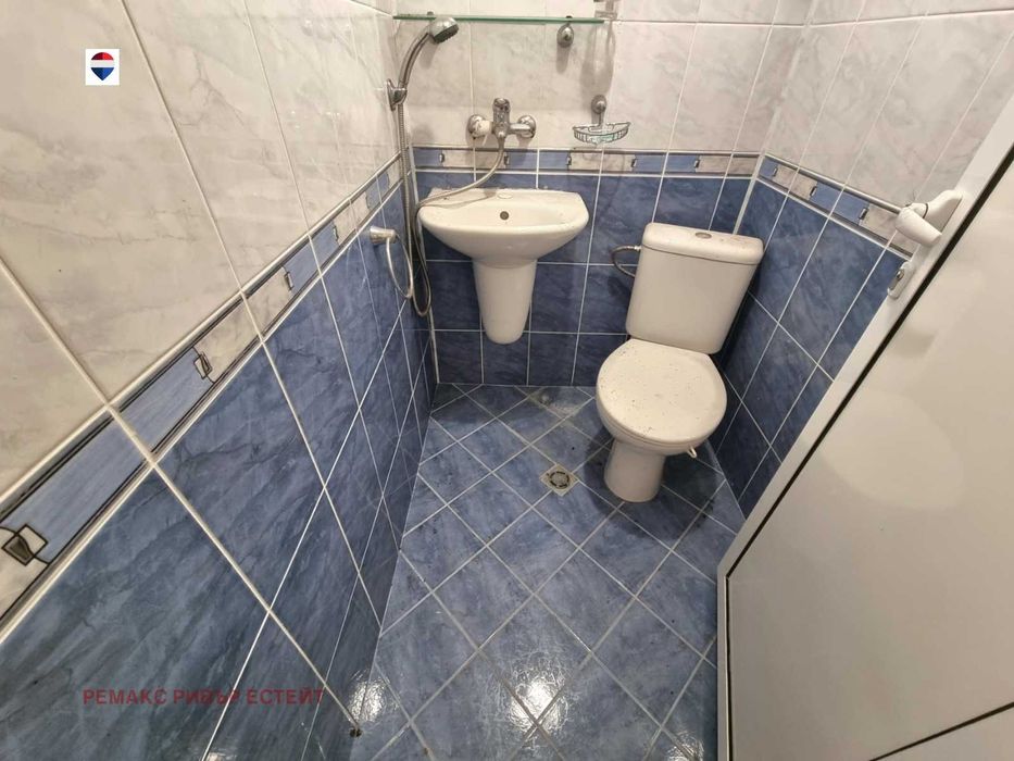 Къща на два етажа за продажба в с. Красен, обл. Русе