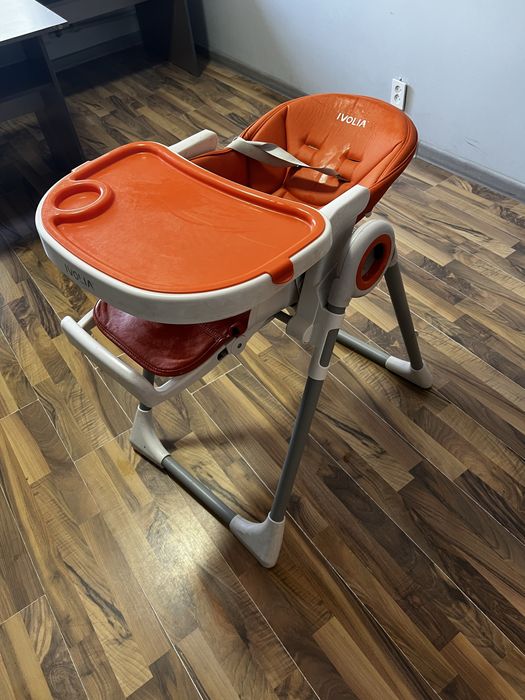Стульчик для кормления ребенка
