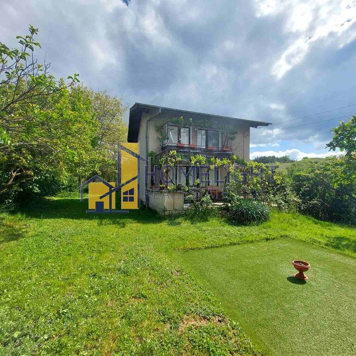 Къща с. Безден, общ. Костинброд