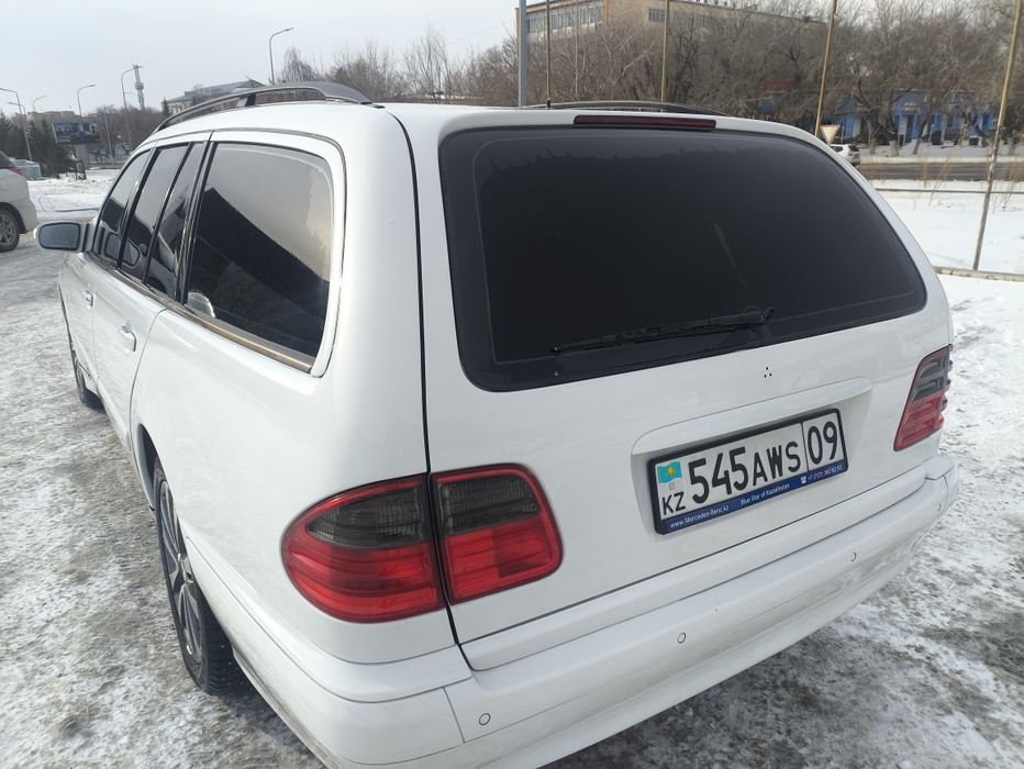 Mercedes е 320 универсал