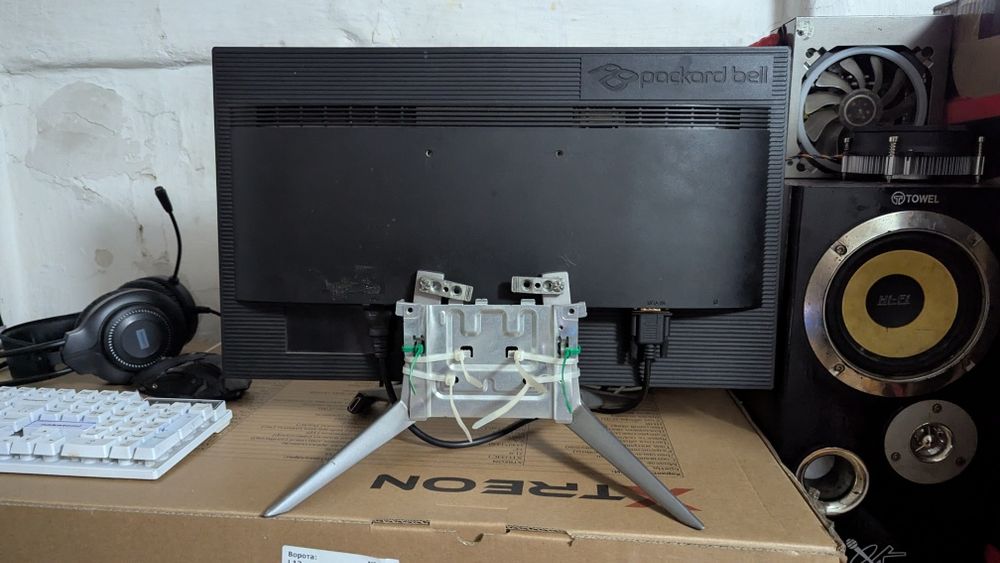 Монитор packard bell