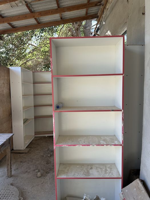 Mebel polkalar sotiladi