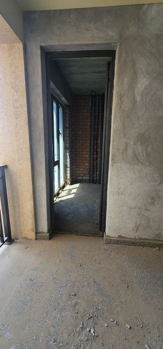 Продаётся квартира. Коробка 67кв