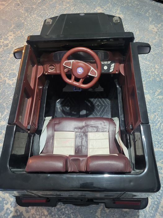 Детская машина(мерседес)